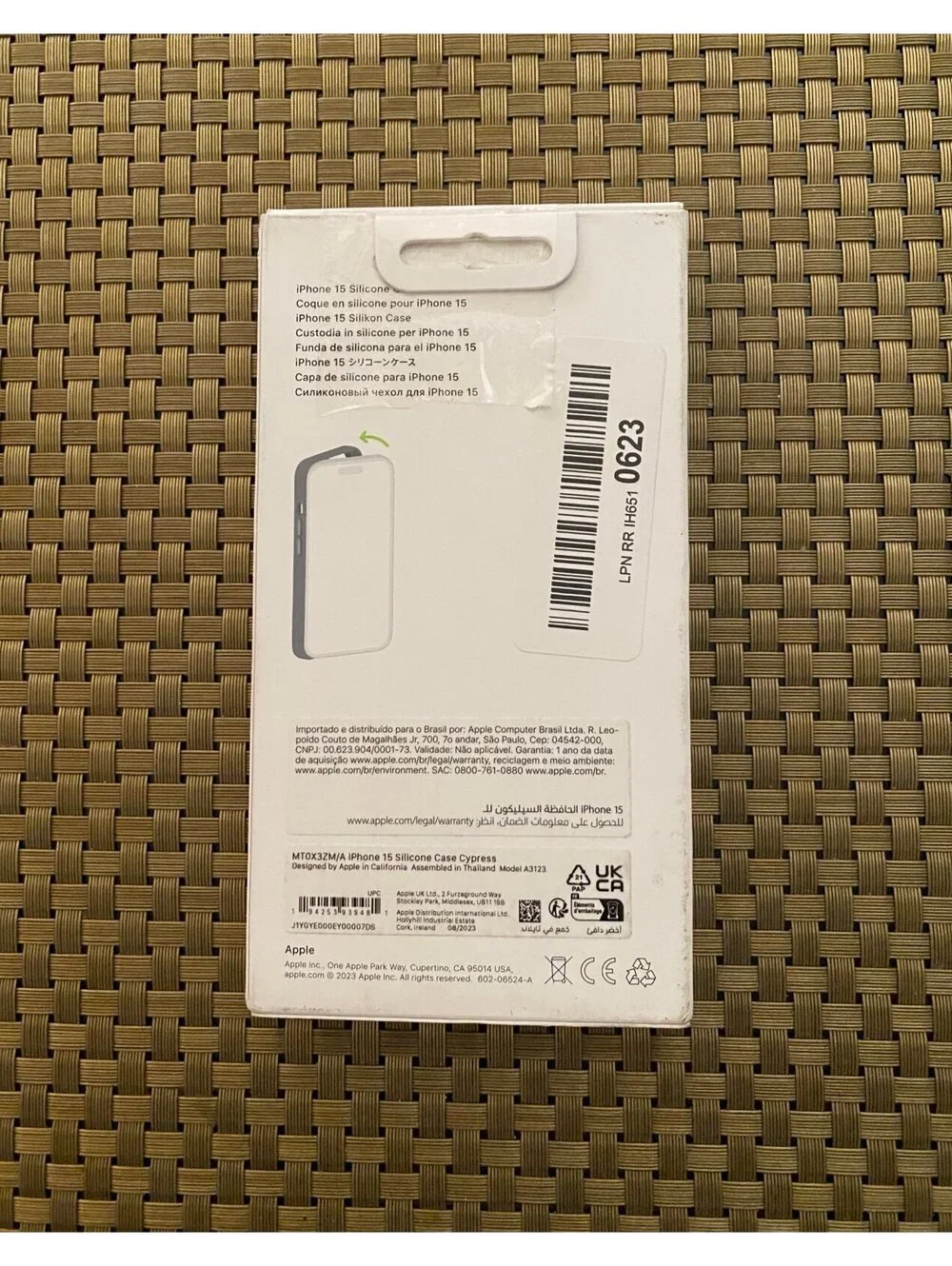 Apple Silicone Case for iPhone 15 Cypress Green